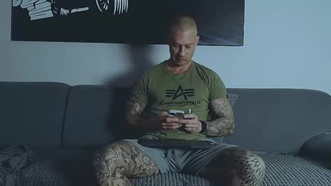 Calvin  online show from February 10, 7:22 am