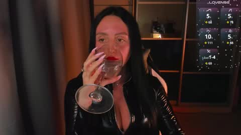 Snapshot of calypsownsu chatting on February 17, 7:23 pm Christy online show from February 17, 7:23 pm