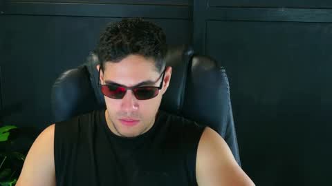 camara110 online show from March 6, 12:10 am