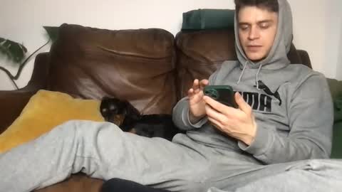 CamDoAttitude online show from April 6, 9:38 pm