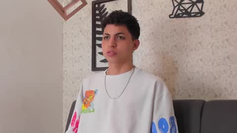 Snapshot of cameron_lux4 chatting on October 1, 12:37 pm CAMERON online show from October 1, 12:37 pm