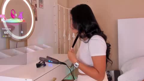 camila_bustamante_ online show from February 20, 3:14 pm