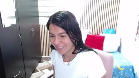 Camila Vargas online show from May 31, 8:43 pm