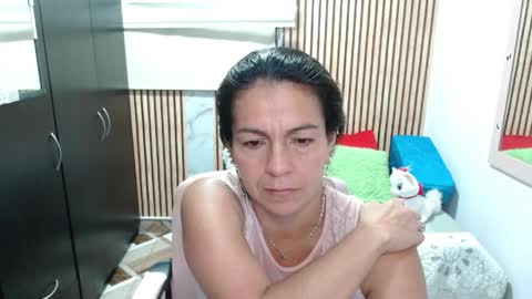 Camila Vargas online show from May 15, 11:23 pm