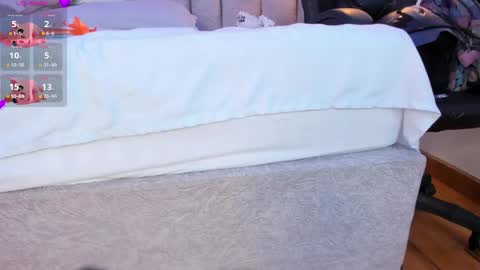 camilaa_smith_ online show from June 1, 7:26 pm