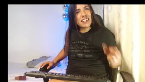 Snapshot of camilaa_velez chatting on October 10, 7:14 am Camila velez online show from October 10, 7:14 am