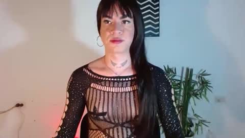 camilaparrisx online show from March 11, 3:09 am