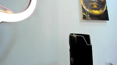 camilavoit online show from December 14, 2:07 am