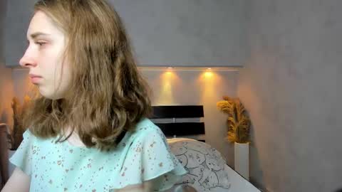 Camilla online show from September 25, 12:39 am