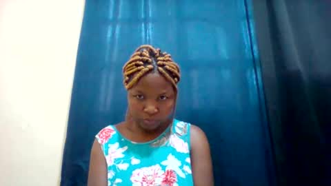 camillah_sweet online show from February 18, 9:09 am