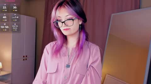 Emily online show from April 7, 2:52 pm