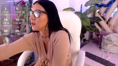 Camille online show from November 24, 11:42 am