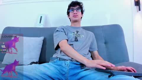 Camilo online show from February 13, 3:54 am