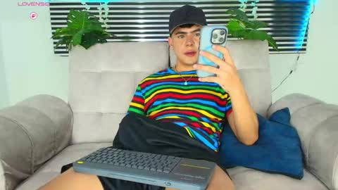 CAMILO online show from December 20, 11:33 pm