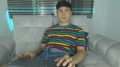 CAMILO online show from April 1, 9:45 pm