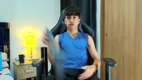 Camilo Bass online show from May 22, 1:45 am