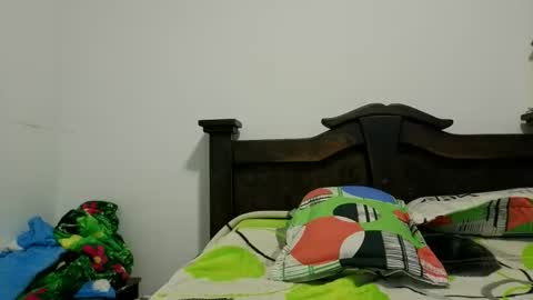 Snapshot of camiloex chatting on October 20, 7:08 pm Camilo online show from October 20, 7:08 pm