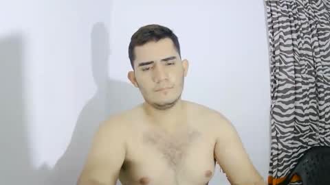Snapshot of camilowhite_ chatting on October 17, 9:30 pm Camilowhite online show from October 17, 9:30 pm