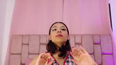 camiluxe online show from January 7, 8:36 pm