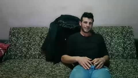 Snapshot of camshow22cm chatting on December 25, 9:00 pm FREMAN online show from December 25, 9:00 pm