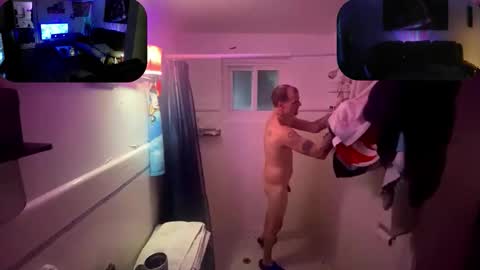 CanadaGuy1978 online show from April 8, 11:57 am