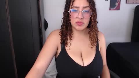 candeep0 online show from March 3, 7:21 pm