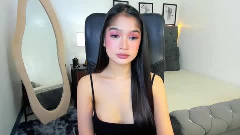 Snapshot of candiceferragamo chatting on September 19, 7:17 pm candiceferragamo online show from September 19, 7:17 pm