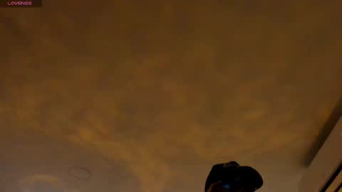 Candie  online show from March 4, 11:40 am