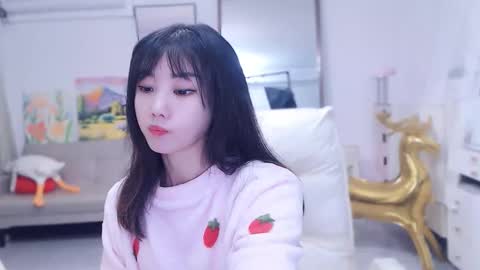 candy8998 online show from December 17, 11:33 pm