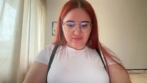 candy_amallia online show from April 4, 9:27 am
