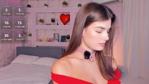 Flora online show from September 25, 8:10 am