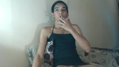 Snapshot of candy_hot_trans chatting on February 8, 7:05 pm candy_hot_trans online show from February 8, 7:05 pm