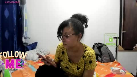 candy_val online show from May 16, 6:32 am
