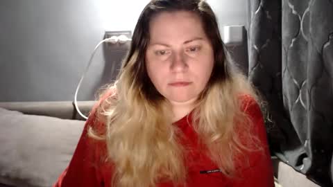 Laura online show from June 2, 8:00 pm