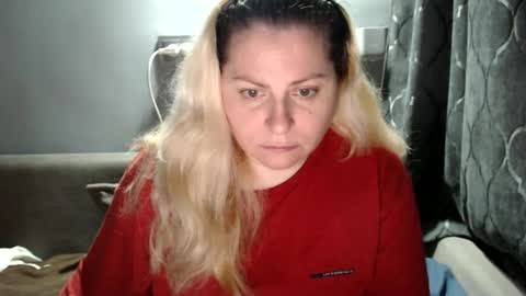 Laura online show from October 22, 4:59 am