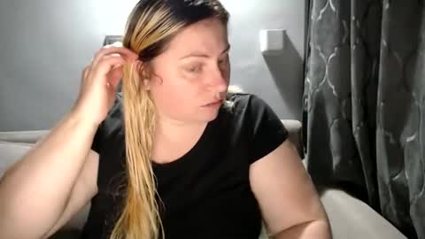 Snapshot of candycream74 chatting on September 13, 6:54 pm Laura online show from September 13, 6:54 pm