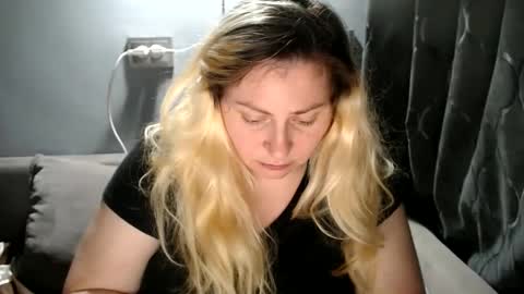 Snapshot of candycream74 chatting on September 15, 7:15 pm Laura online show from September 15, 7:15 pm