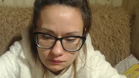 Snapshot of candylady13 chatting on January 17, 11:49 am say meow and send tips online show from January 17, 11:49 am