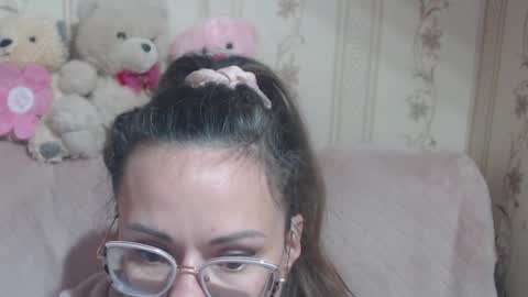 say meow and send tip  online show from April 18, 9:00 am