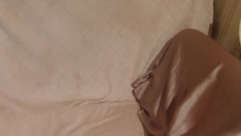 say meow and send tip  online show from April 9, 8:25 pm