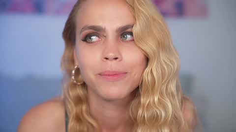 FANSLY  -    online show from March 9, 7:34 am