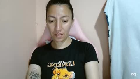 candymilfff online show from April 4, 12:17 am