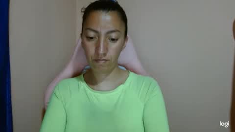 candymilfff online show from April 10, 4:23 pm