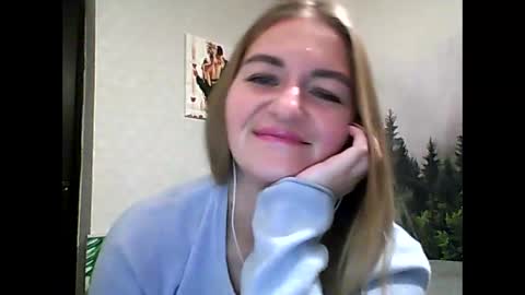 Daisy online show from October 3, 9:23 pm