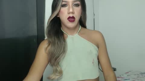 candysofiaxts online show from October 28, 2:56 am