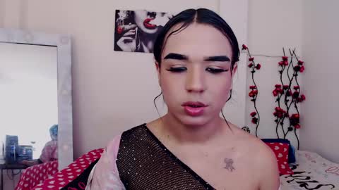 candyy_doll_ online show from April 20, 9:40 pm