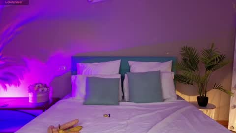 candyyy____ online show from April 4, 2:13 pm