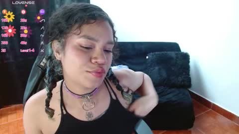 canela_s1 online show from May 12, 8:40 pm