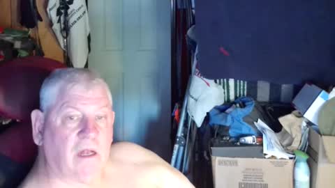 canoelicker69 online show from September 13, 8:00 pm