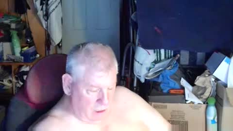 canoelicker69 online show from September 21, 8:24 pm